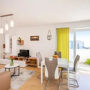 Apartment Bright, Zadar